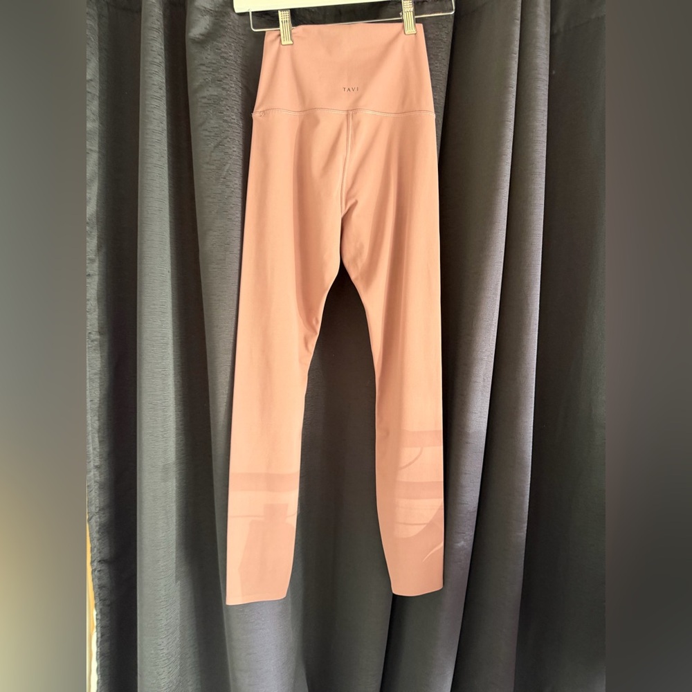 ALO Yoga Pink Leggings
